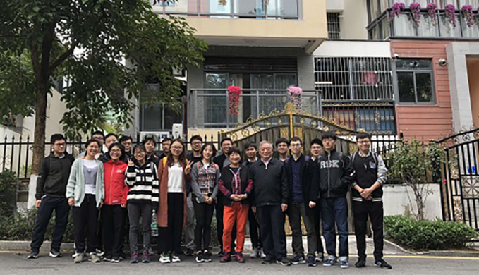 激扬青春，艾目易2018年会从化别墅温泉轰趴