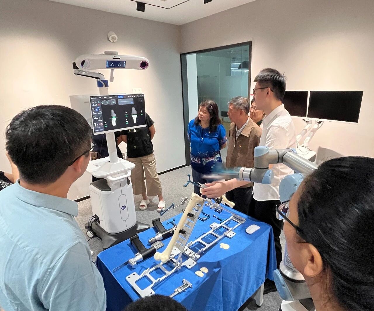 1760777280841233.jpg 微信图片_2025-10-18_164727_952.jpg